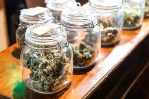 THCA products at Smokis Dallas in Dallas and Marsh Ln TX